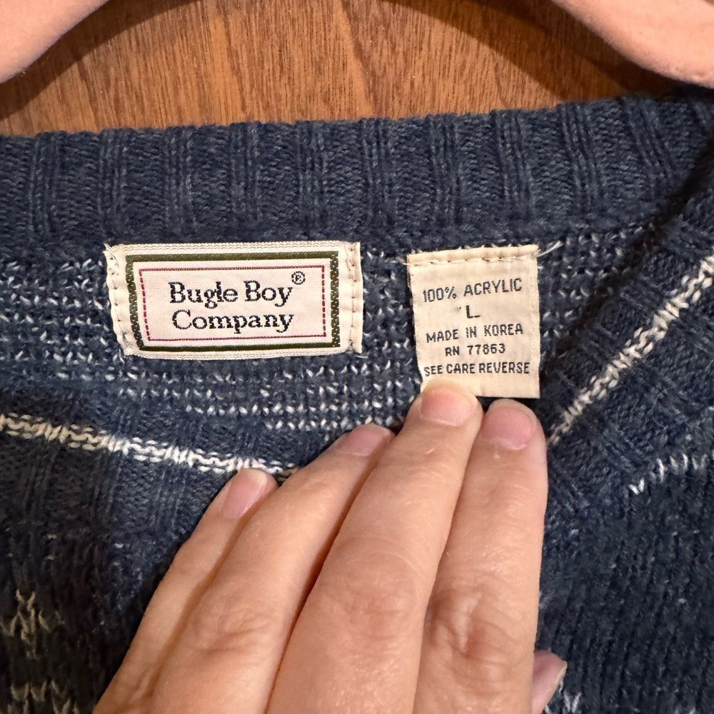 Bugle Boy Vintage blue and white sweater size L - Picture 8 of 8